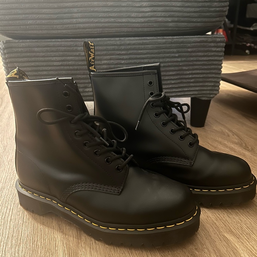 Dr. Martens Men’s 1460 Bex Boots